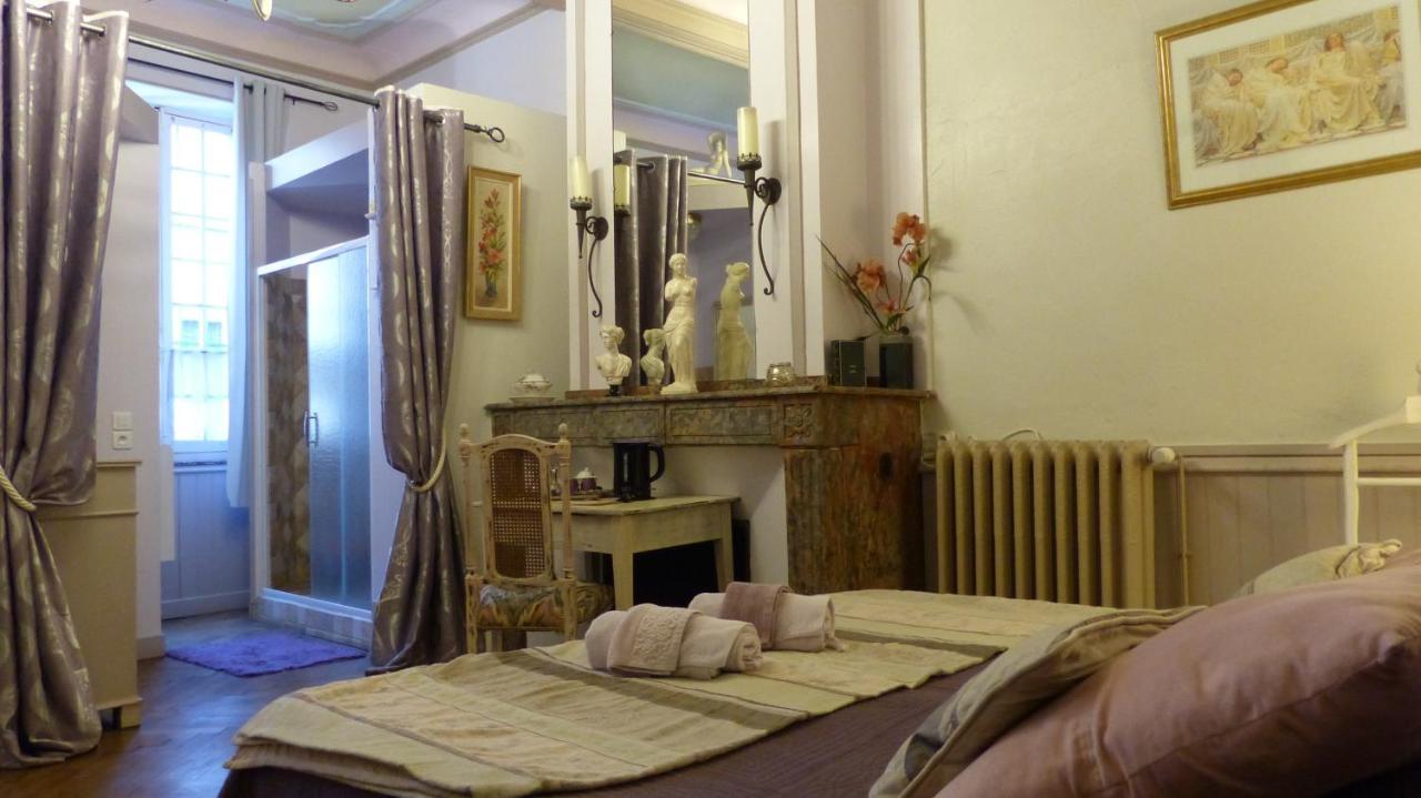 Cote Cite Bed & Breakfast *